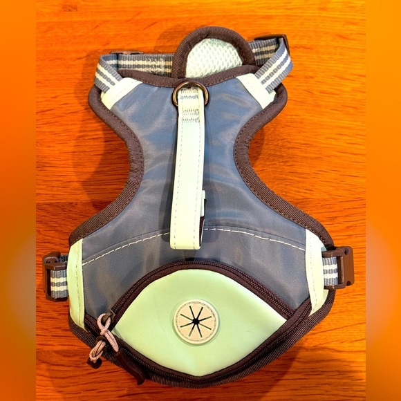 Top Paw Blue and Gray Wearable Harness - Picture 1 of 3